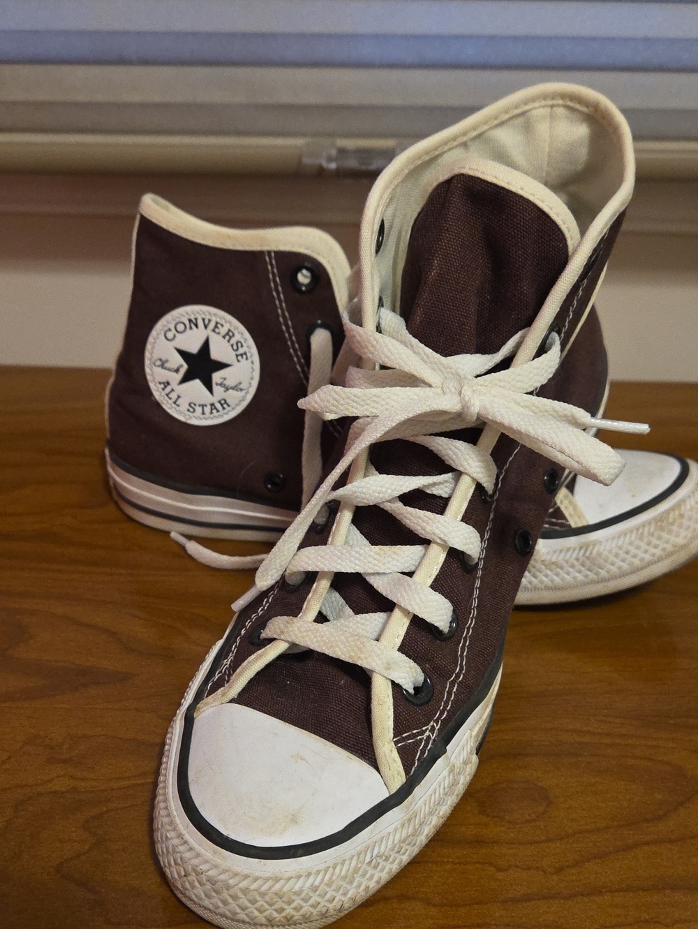 CONVERSE ALL STAR High-Top Canvas Sneakers in Brown with White Trim